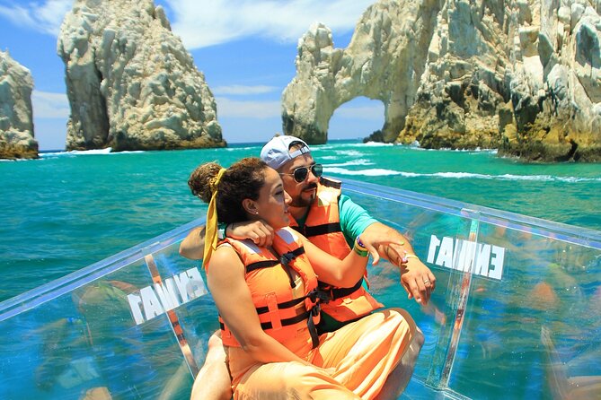 Los Cabos Deluxe City Tour: San Jose, San Lucas and The Arch - How the transport and group size affect the day