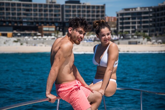 Luxury 42' Yacht Tour in Cabo for Snorkeling and Sunset - Price, comfort, and who gets the most value