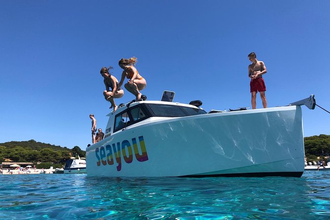 Luxury Blue Cave, Hvar and Vis Boat Tour from Split and Brac - Komiža and the fishing coast of Vis