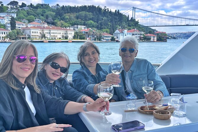 Luxury Bosphorus Yacht Tour – Asian Side Stop & Exploration - Galatasaray Island, Arnavutkoy, and Bebek