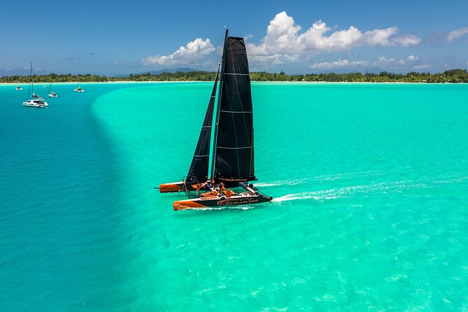 LUXURY Catamaran Bora Bora : Sailing, Snorkeling & Floating Bar - Sailing aboard Vitamin Sea near Mount Otemanu