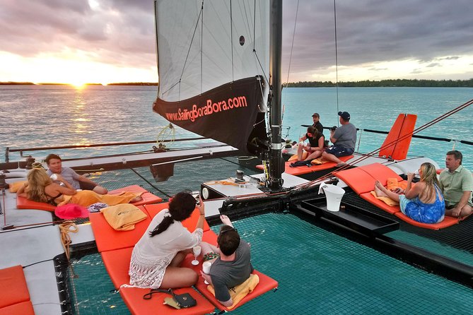 LUXURY Catamaran Bora Bora : The Sunset Escape - The Quiet Run Around Bora Bora