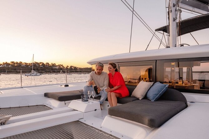 Luxury Catamaran Cruise, Dia Island –Open Bar & Lunch -Top Rated! - Lunch, brunch, and a bar that is genuinely useful