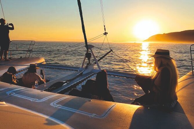 LUXURY Catamaran Sunset and Wine cruise - Starting in Alcântara and finding the boat