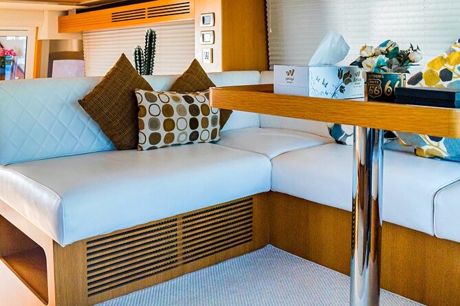 Luxury cruise on The Pearl 48ft to Atlantis & Burj Al Arab. - Burj Al Arab from the Gulf