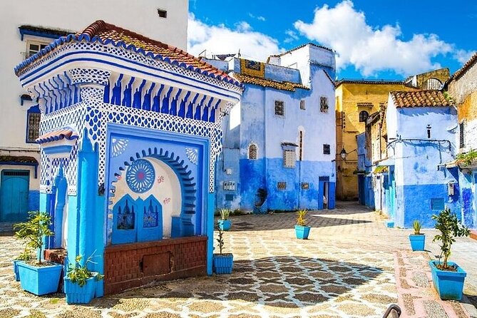 luxury day trip to Chefchaouen From fes by small group - The Great Mosque and the blue lanes