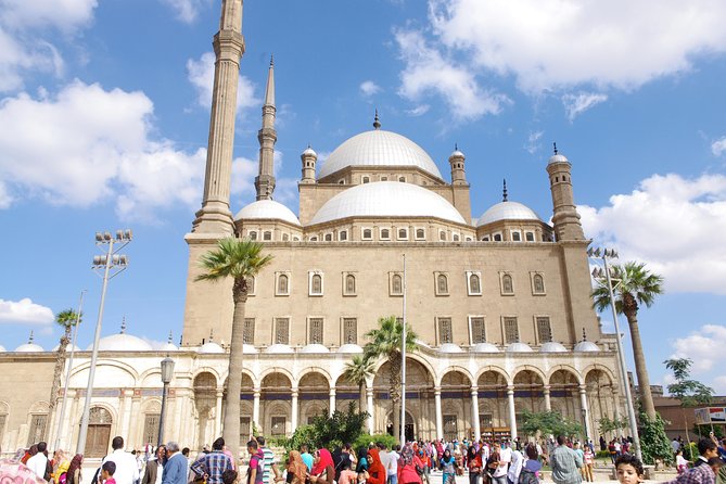 Luxury Full Day Egyptian Museum, Coptic Cairo and Islamic Mosque - Who should book this Cairo day?