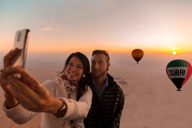 Luxury Hot Air Balloon, Land Rover Defender & Michelin Breakfast - Why this Dubai balloon morning feels different
