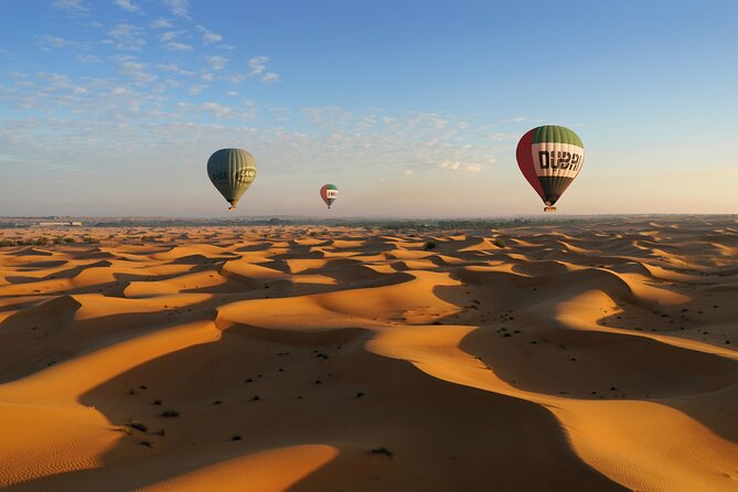 Luxury Hot Air Balloon, Land Rover Defender & Michelin Breakfast - One hour above the Dubai desert