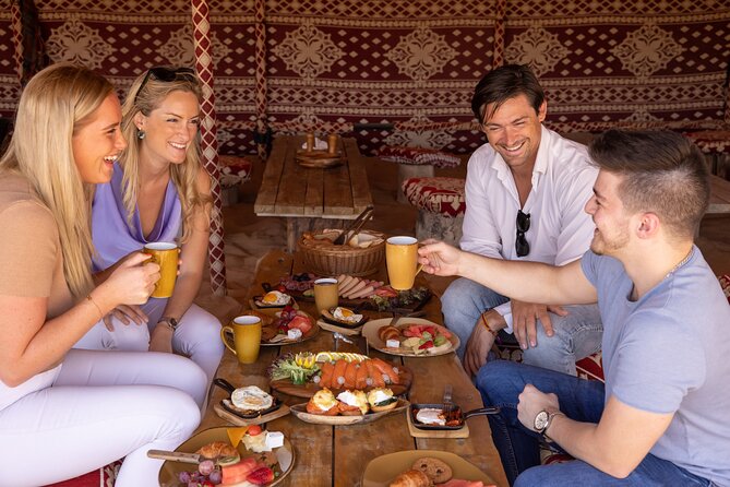 Luxury Hot Air Balloon, Land Rover Defender & Michelin Breakfast - Falcons, storytelling, and the five-minute drone show