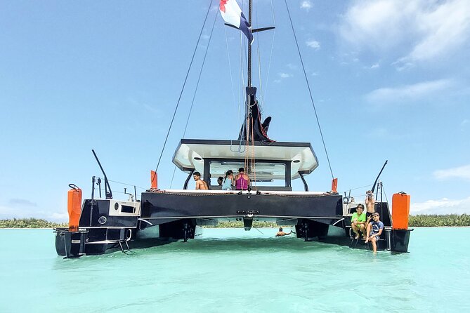 LUXURY PRIVATE Catamaran Bora Bora : Full-Day Trip - Sailing under the wing of Mount Otemanu