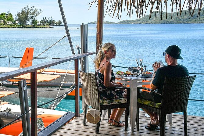 LUXURY PRIVATE Catamaran Bora Bora : Full-Day Trip - Swimming, snorkeling, and the ray sightings