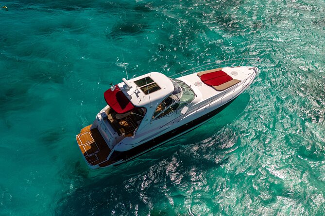 Luxury Private Yacht Charter Aruba - Eden Luca Yachts - Boarding at Varadero Aruba Marina