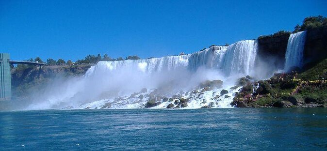 Luxury Small-Group Niagara Falls Day Tour from Toronto with Hornblower Cruise - Key points to know before booking