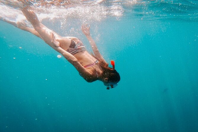 Luxury Snorkeling Tour in Cabo San Lucas - Sailing past Medano Beach and toward the Pacific