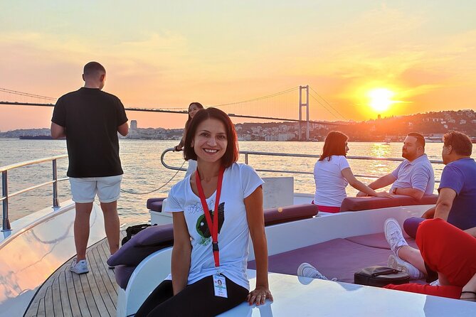 Luxury Sunset Yacht Cruise on the Bosphorus – Refresh & Relax - Returning past Sarayburnu, Galata, and Maiden’s Tower