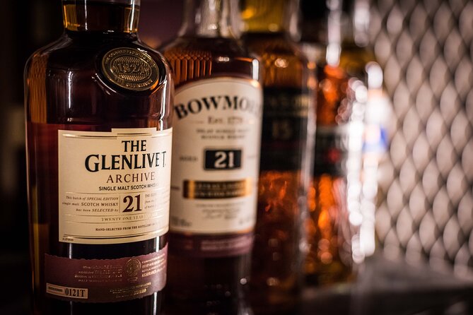Luxury Whisky Tasting in Edinburgh's Underground Vaults | 90min - Five whiskies from five Scottish regions