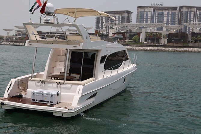 Luxury Yacht Charter : Dubai Marina, Atlantis The Palm & Burj Al Arab - Choosing between one, two, three, and four hours