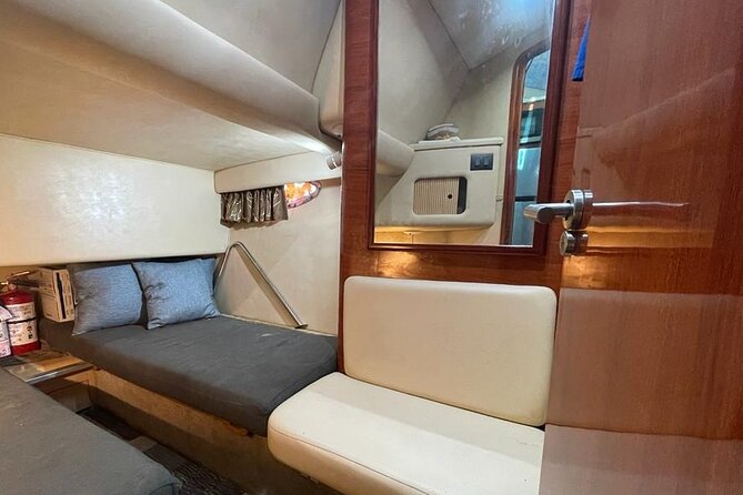 Luxury Yacht in Paradise and snorkel by Isla Mujeres - The crew and the personal service