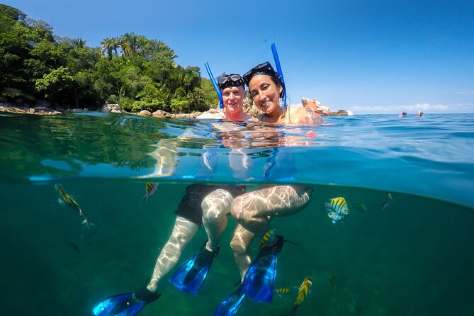 Luxury Yacht & Snorkel with All inclusive Open bar and lunch - What the 40-person catamaran feels like
