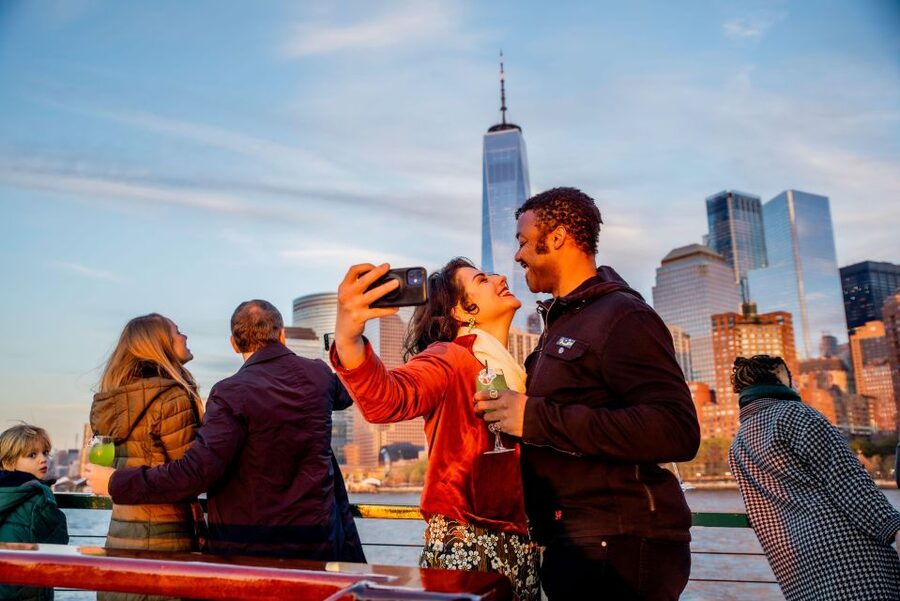 Manhattan: Statue and Skyline Cruise Aboard a Luxury Yacht - Is $60 a fair price?