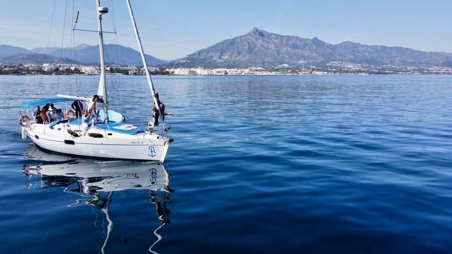 Marbella: Sunset Luxury Sailing Cruise in Puerto Banús - Cruising beside Marbella for the main 90 minutes