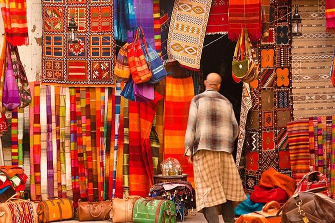 Marrakech: Exclusive Private Shopping Adventure in The souks - Learning the art of haggling