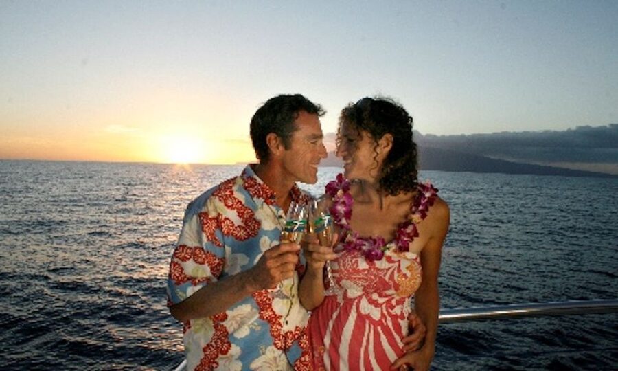 Maui: Ka'anapali Luxury Sunset Cocktail Sail with Open Bar - Key points to know before you book