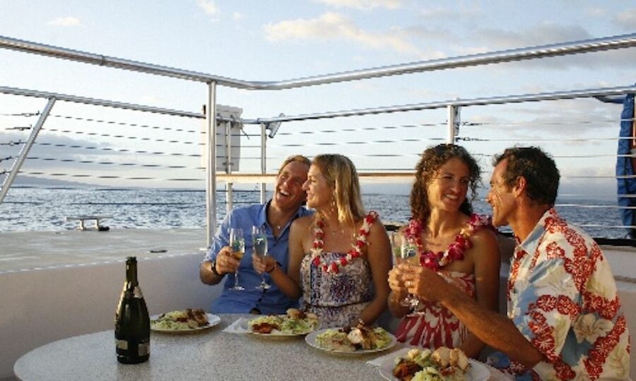 Maui: Ka'anapali Luxury Sunset Dinner Sail - Watching the West Maui coast change at sunset