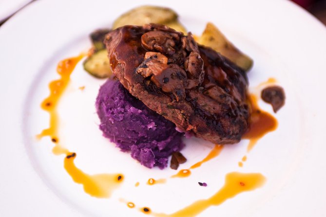 Maui Premium Dinner Cruise: Four Course Dining Experience - Sunset begins before you leave the dock