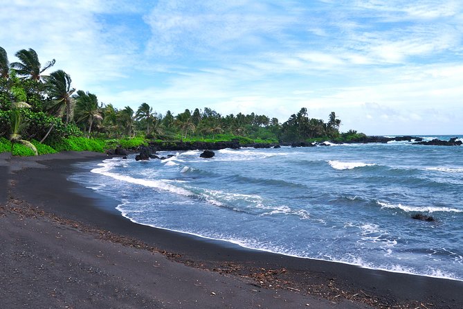 Maui: Road to Hana Luxury Limo-Van Tour with Helicopter Flight - Why the van-and-helicopter plan works so well