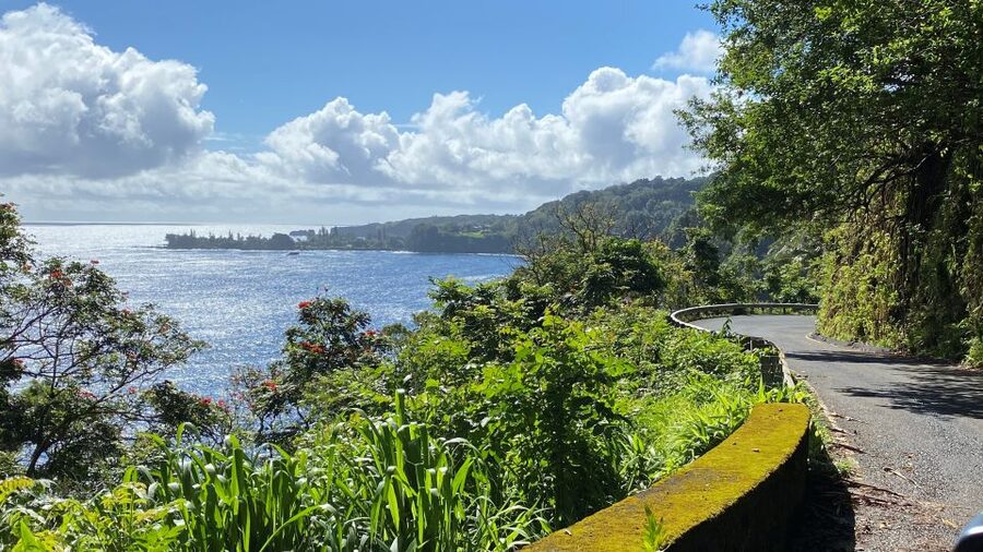 Maui: Road to Hana Private Adventure Tour with Luxury SUV - Key points at a glance