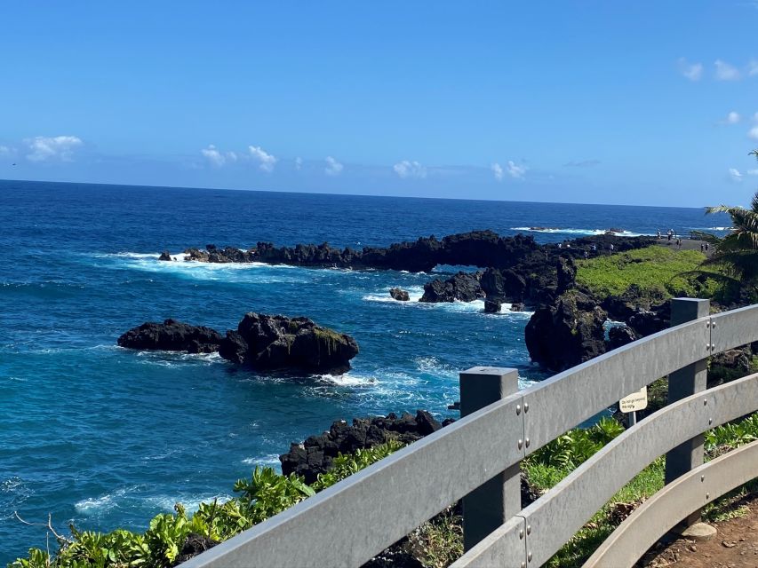 Maui: Road to Hana Private Adventure Tour with Luxury SUV - Why the reverse Road to Hana route matters