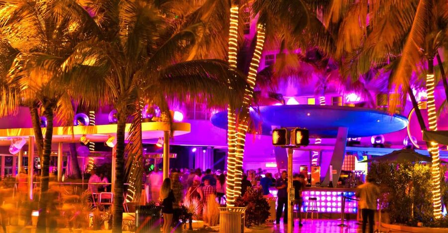 Miami Premium Driving Night Tour with Skyviews Wheel Ride - Why This Tour Works Best After Sunset