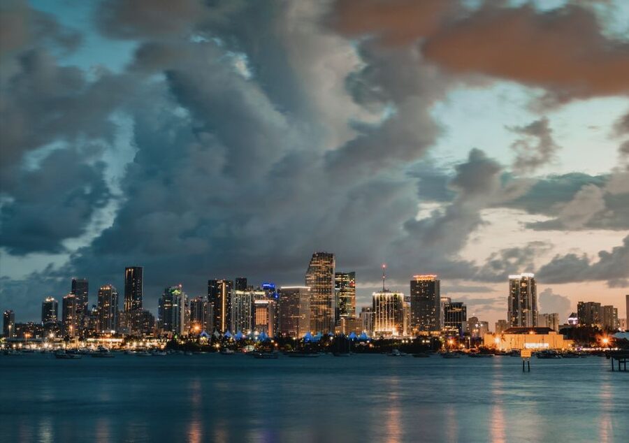 Miami: Private Luxury Airplane Tour with Champagne - Coral Gables and Coconut Grove from above