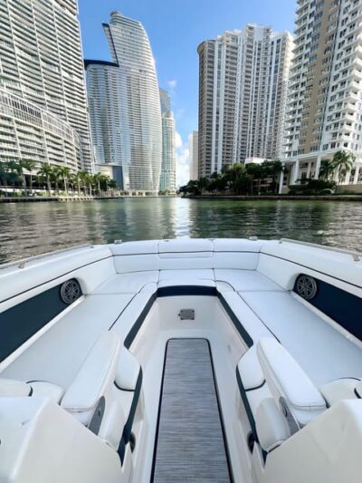 Miami: Private Luxury Boat Charter with a Captain
