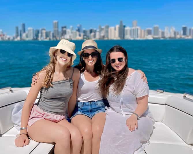 Miami: Private Luxury Boat Charter with a Captain - What the boat includes, and what you bring