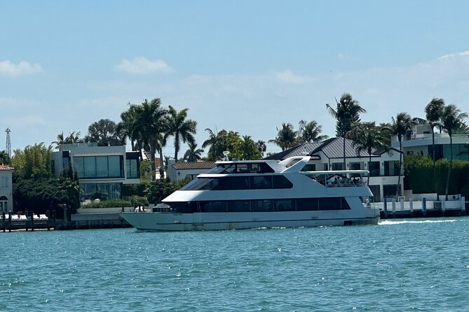 Miami Skyline Boat Cruise Past Millionaire's Homes Optional Stop - Key points to know before you book