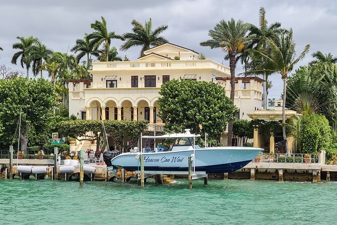 Miami Skyline Boat Cruise Past Millionaire's Homes Optional Stop - Drinks, snacks, and extra charges