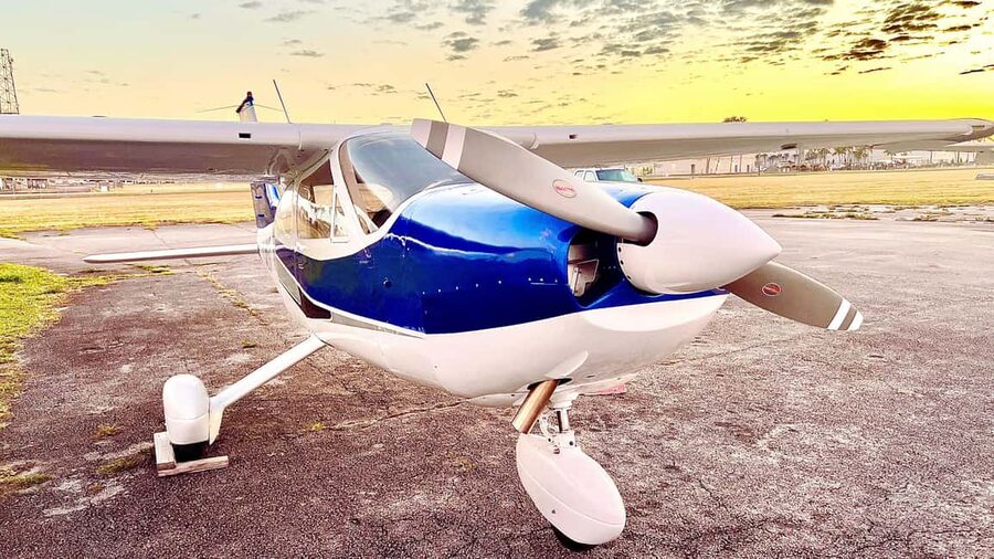 Miami & South Beach: 35-Minute Private Luxury Airplane Tour - Comfort, access, and small details