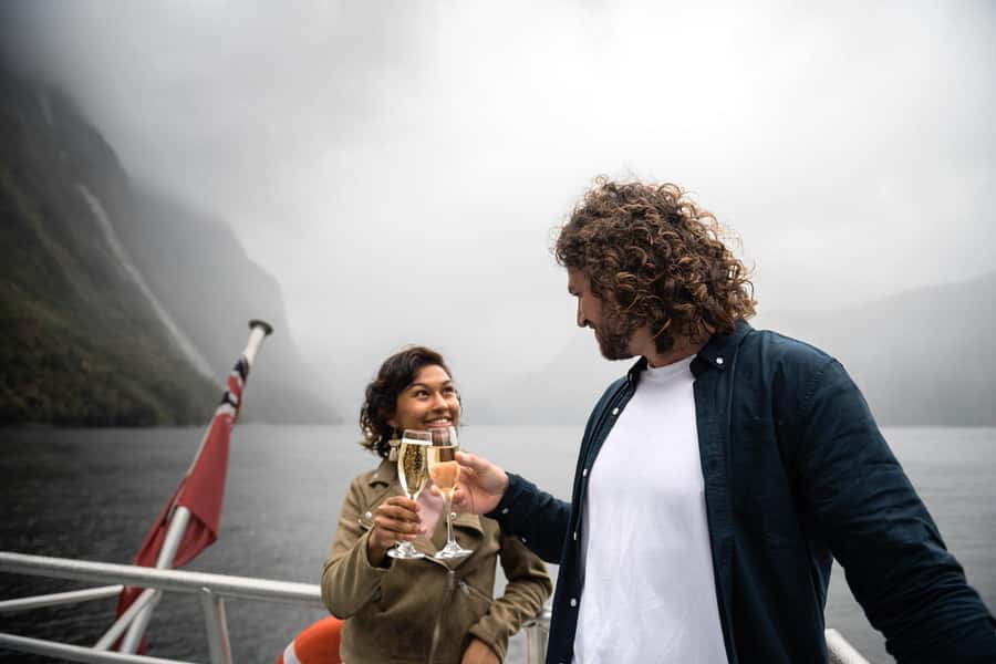Milford Sound: Premium Small Group Cruise with Canape Lunch - What the small MV Sinbad changes