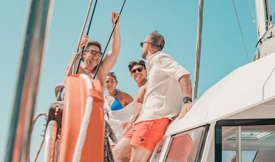 Milos: Full Day Luxury Catamaran with Full Meal & Open Bar - Polyegos and Galazia Nera