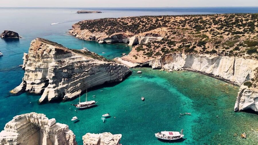 Milos: Full Day Luxury Catamaran with Full Meal & Open Bar - Setting sail from Adamantas