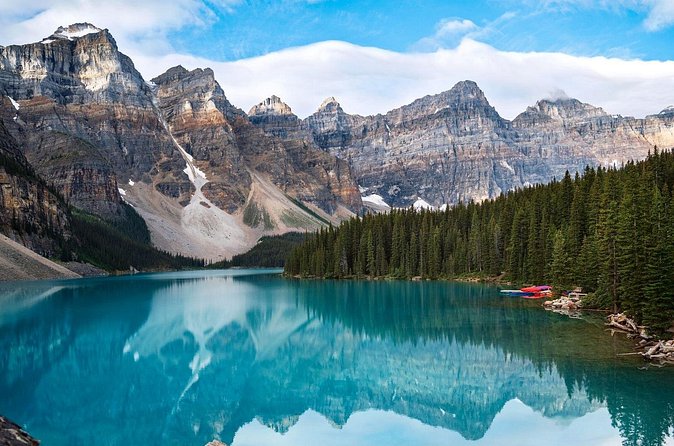 Moraine Lake and Lake Louise Private Premium Day Tour - Food, comfort, and the timing of lunch
