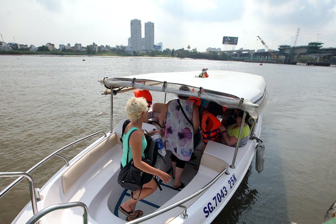 Morning CuChi Tunnels-Tapioca-Secret Traps Luxury Speedboat 2Ways - Pickup from District 1 and the short morning start
