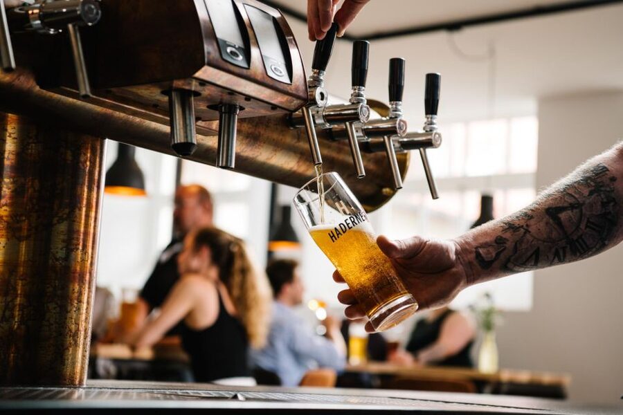 Munich: Hands-On Brewery Tour & Tasting of 4 Organic Beers - Getting to Haderner Bräu from central Munich