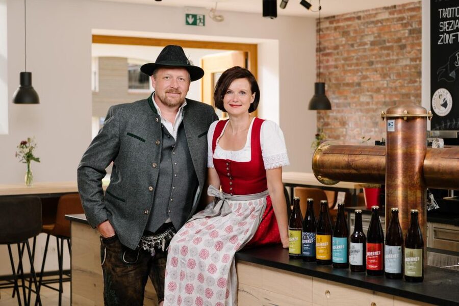 Munich: Hands-On Brewery Tour & Tasting of 4 Organic Beers - The language issue is important