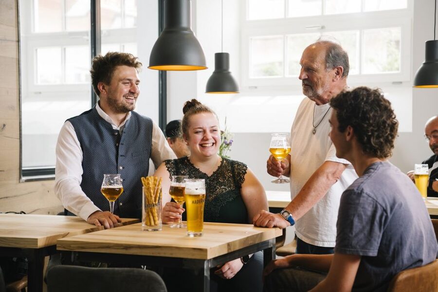 Munich: Hands-On Brewery Tour & Tasting of 4 Organic Beers - Who will enjoy this brewery visit?