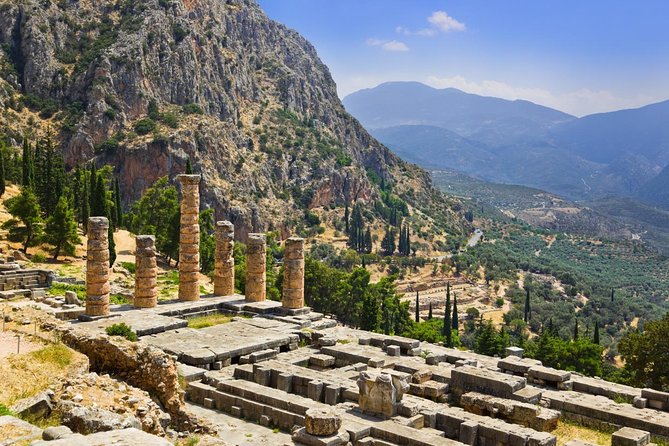 Mystical Delphi & Hosios Loukas Byzantine Wonder Luxury Day Tour - Walking through Delphi’s sanctuary