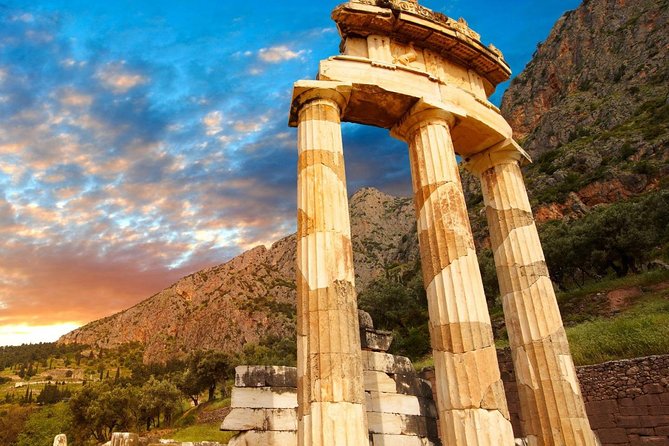 Mystical Delphi & Hosios Loukas Byzantine Wonder Luxury Day Tour - Mount Parnassus on the road north